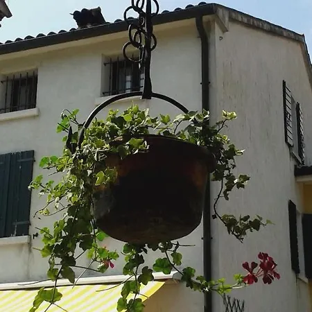 Casa Francesca Frühstückspension 3*